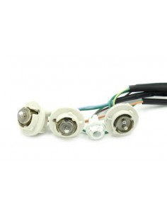 Wiązka przewodów i oprawek żarówek